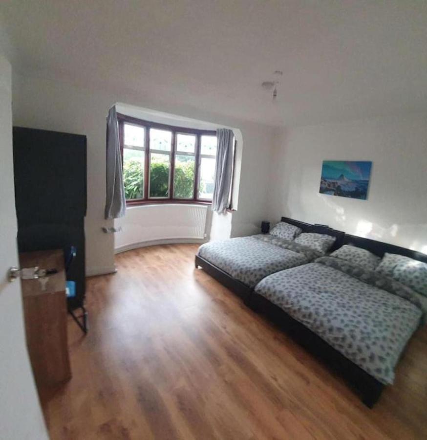 Oyo Timi Holiday Homes London Kültér fotó