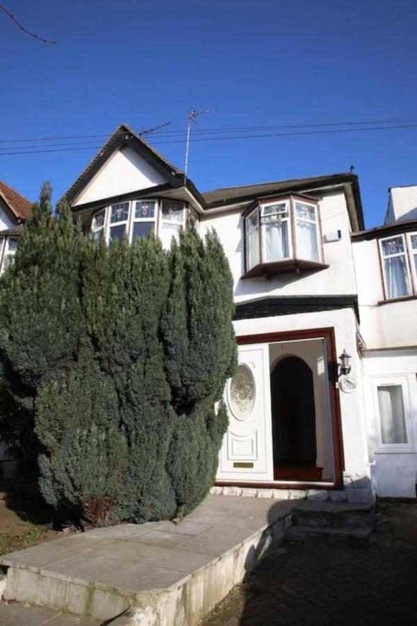 Oyo Timi Holiday Homes London Kültér fotó