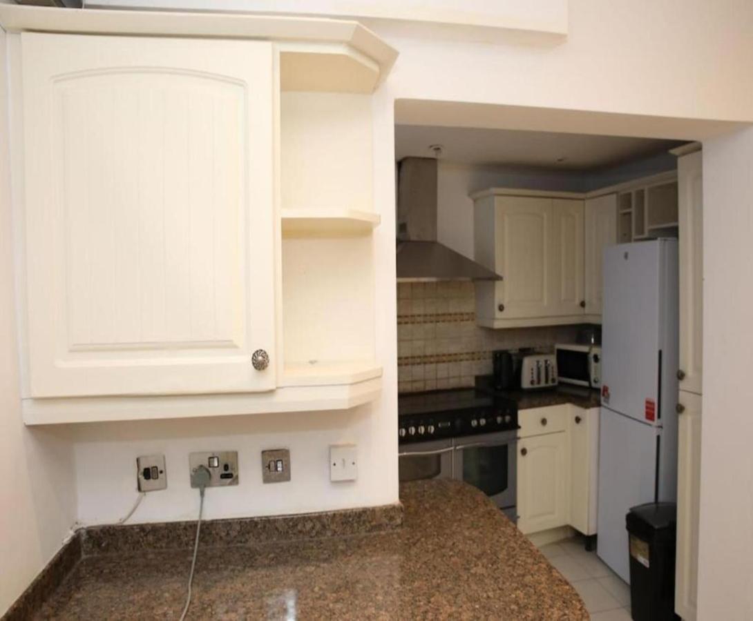 Oyo Timi Holiday Homes London Kültér fotó