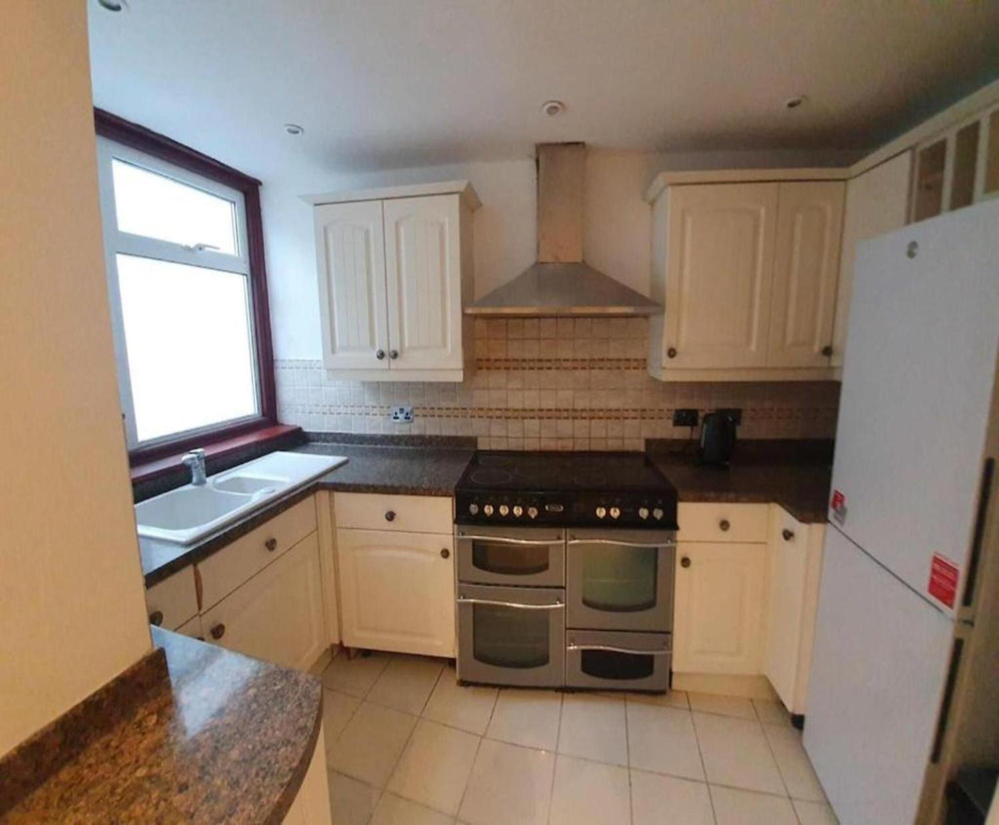 Oyo Timi Holiday Homes London Kültér fotó