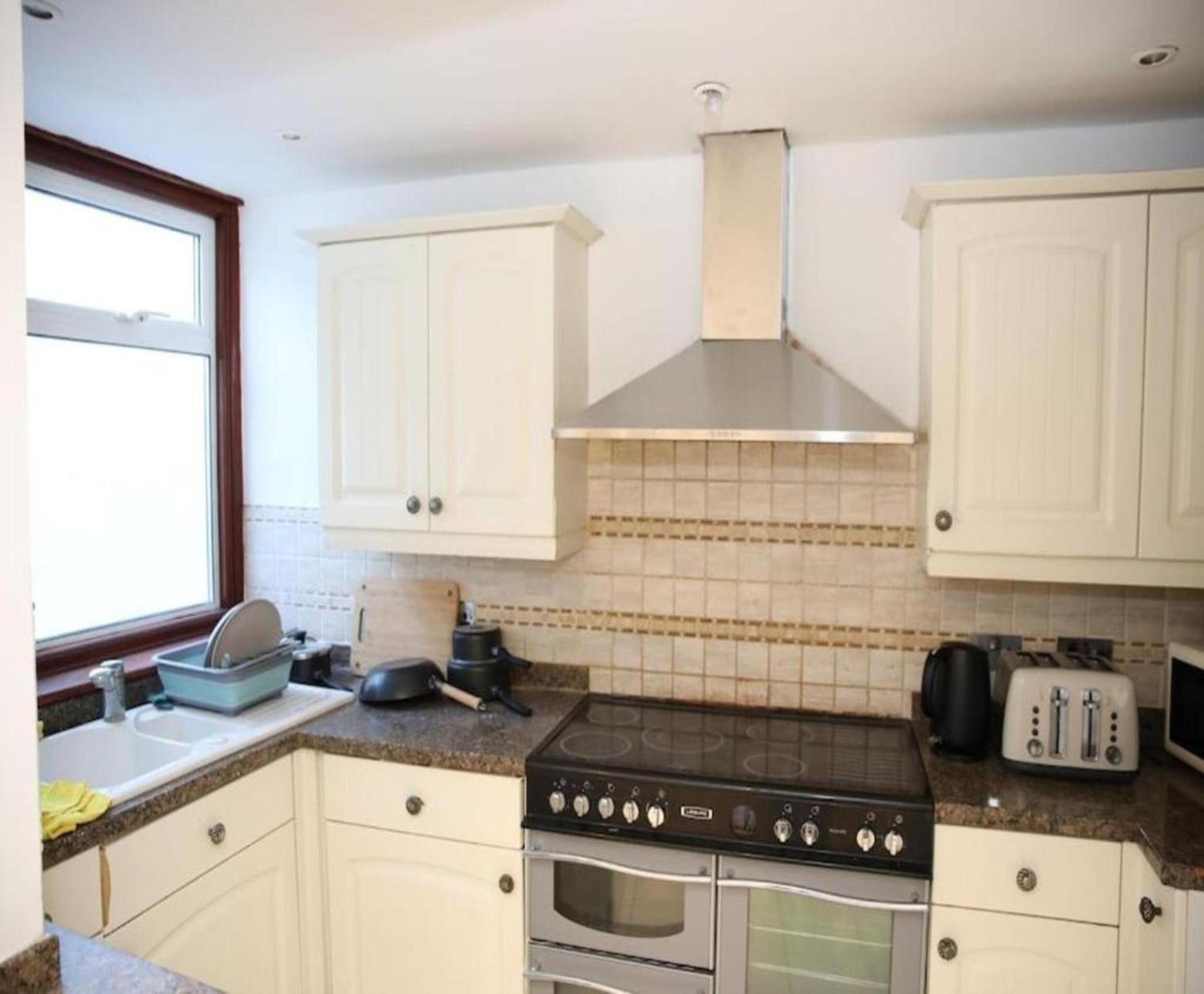 Oyo Timi Holiday Homes London Kültér fotó